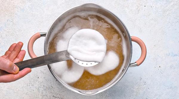 Гороховый суп с копчеными колбасками